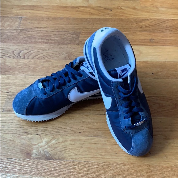 nike cortez navy blue suede